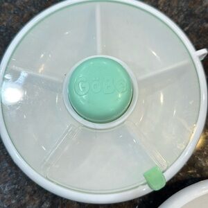 Snack Spinner 
Go Be 
Lightly Used